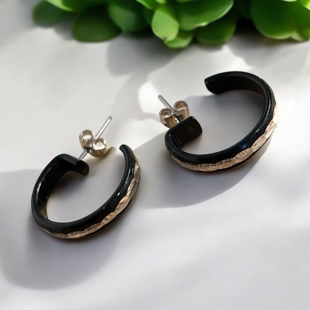 NWT Fashion Earrings Small Statement Hoop Earrings - Black and Silver
